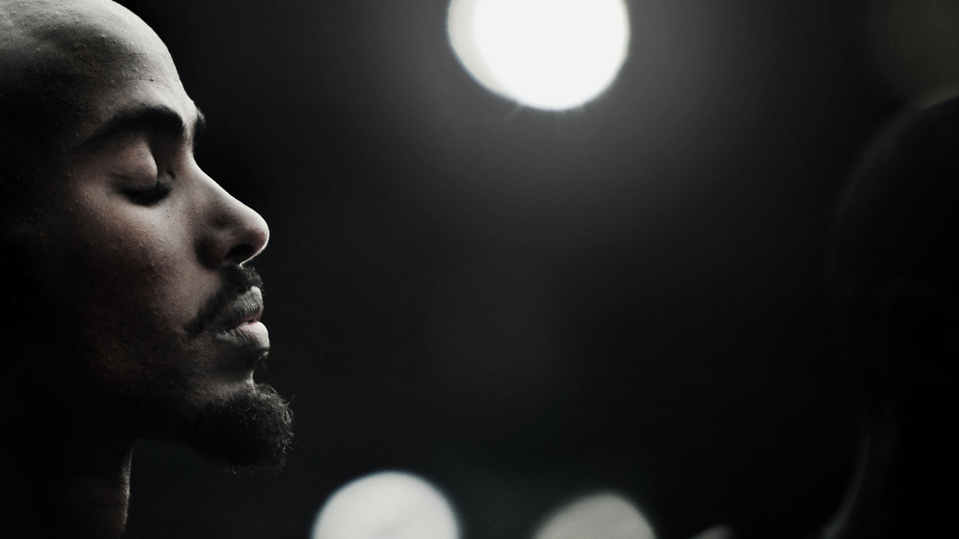 Mo Farah eyes closed by sports photographer Stuart Manley