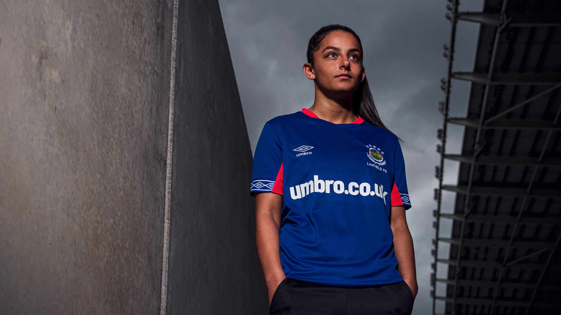 Linfield home kit 19/20 Umbro